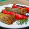 Pimientos rellenos de soja texturizada y verduritas